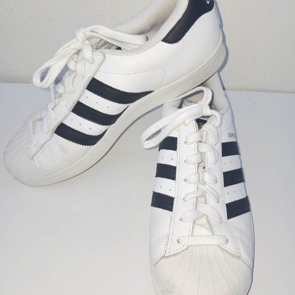 adidas Shoes - Adidas Women’s Size 8.5 Black White Superstar Sneakers